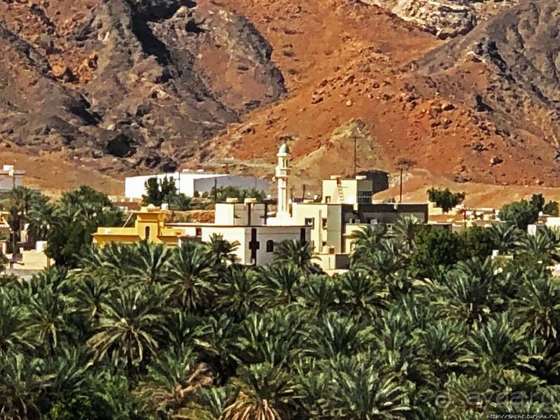 Fanja — первый город-оазис, встреченный нами в Омане