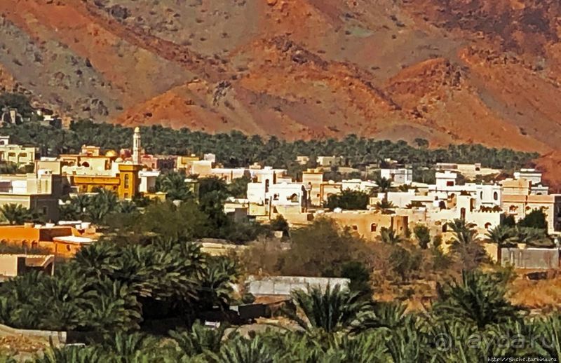 Fanja — первый город-оазис, встреченный нами в Омане