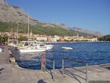 Пляж и набережная города Макарска, как провести лишнее время