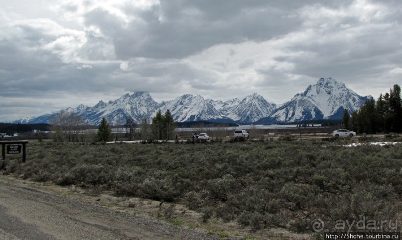 Альбом отзыва "Озеро Jackson и горная гряда Teton, 120 км по пути в Джексон"