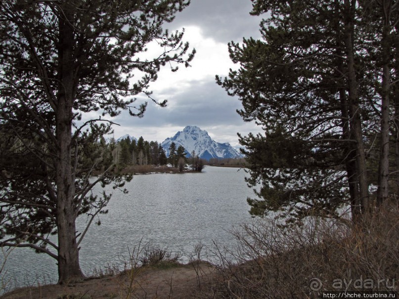 Озеро Jackson и горная гряда Teton, 120 км по пути в Джексон