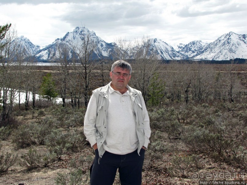 Озеро Jackson и горная гряда Teton, 120 км по пути в Джексон