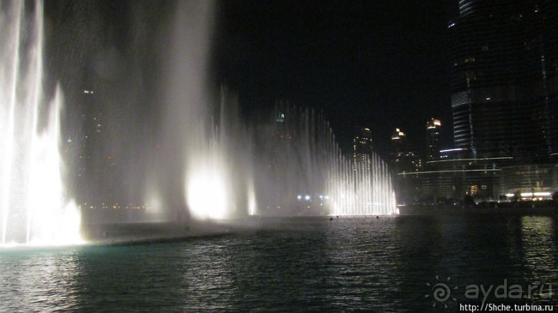 Дубайский хит. Свето-музыкальное шоу фонтанов ночью