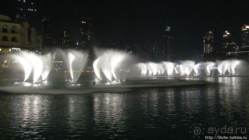 Дубайский хит. Свето-музыкальное шоу фонтанов ночью