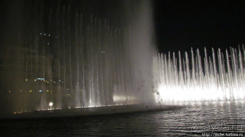 Дубайский хит. Свето-музыкальное шоу фонтанов ночью