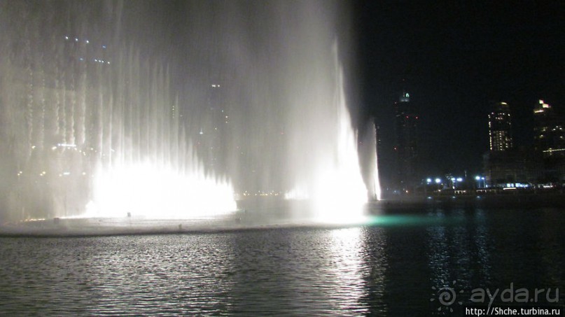 Дубайский хит. Свето-музыкальное шоу фонтанов ночью