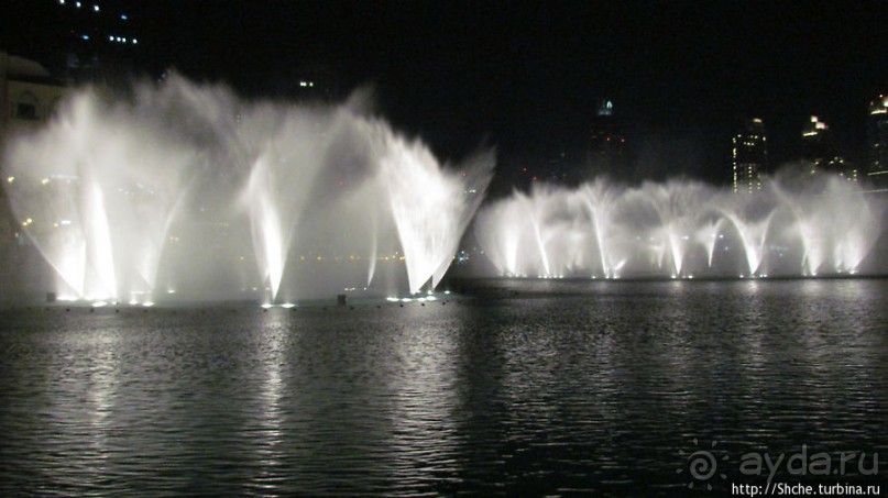 Дубайский хит. Свето-музыкальное шоу фонтанов ночью