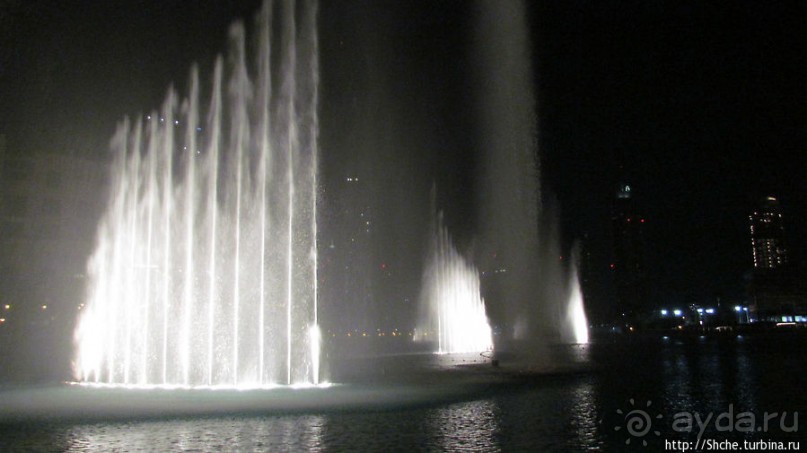 Дубайский хит. Свето-музыкальное шоу фонтанов ночью