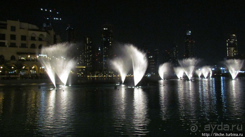 Дубайский хит. Свето-музыкальное шоу фонтанов ночью