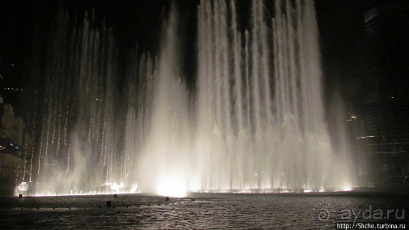 Дубайский хит. Свето-музыкальное шоу фонтанов ночью