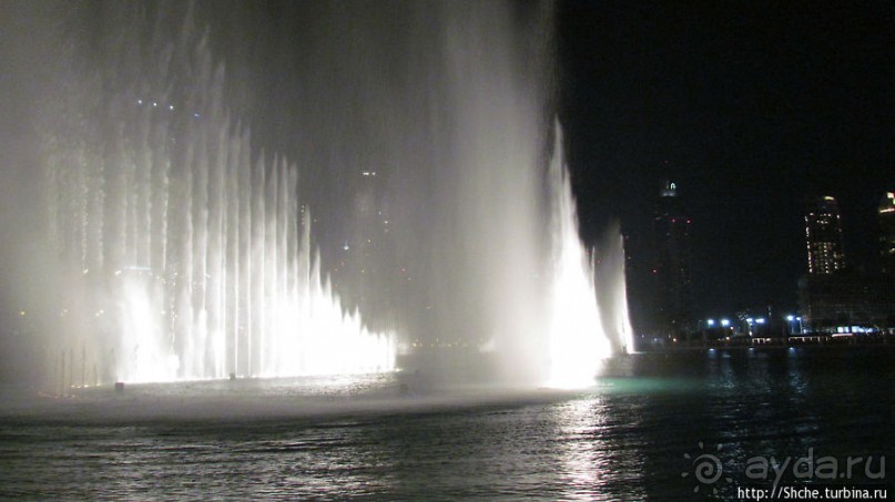 Дубайский хит. Свето-музыкальное шоу фонтанов ночью