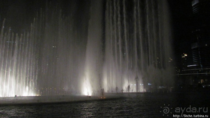 Дубайский хит. Свето-музыкальное шоу фонтанов ночью