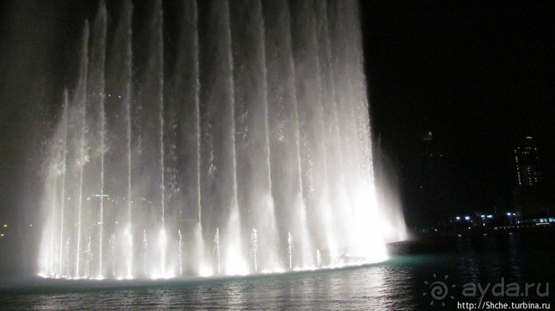 Дубайский хит. Свето-музыкальное шоу фонтанов ночью