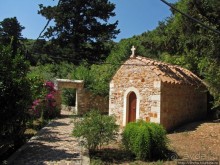 Savathianes mon. - типичный православный монастырь Крита