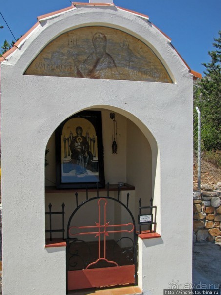 Savathianes mon. - типичный православный монастырь Крита