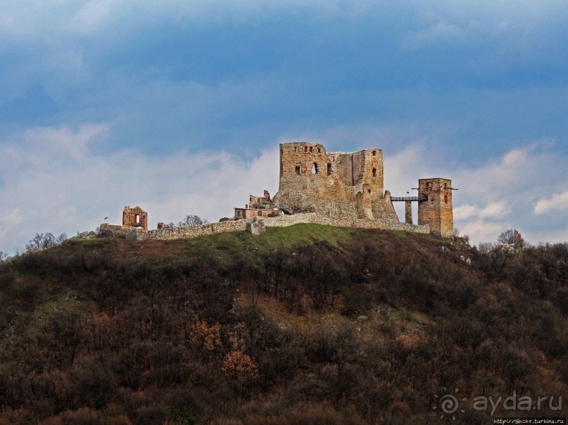 Замок на горе стоит... Чеснек (Венгрия)