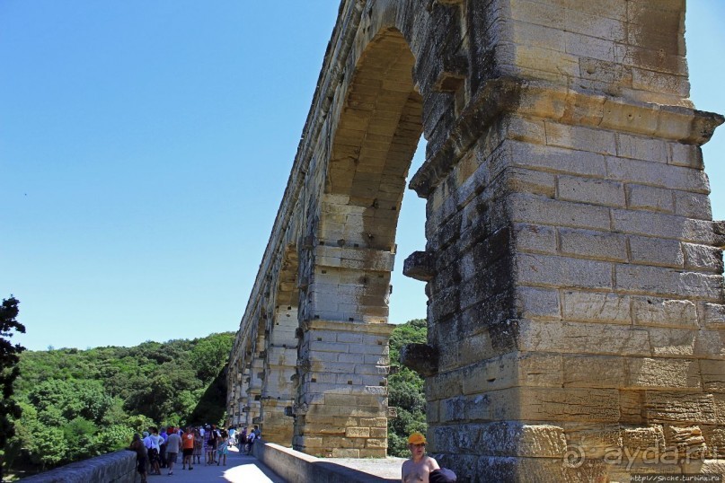 Акведук Пон-дю-Гар — технический и художественный шедевр