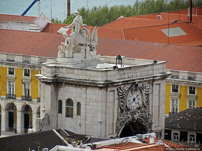 Еще взгляд на Лиссабон сверху, теперь с крепости Сан Жоржи