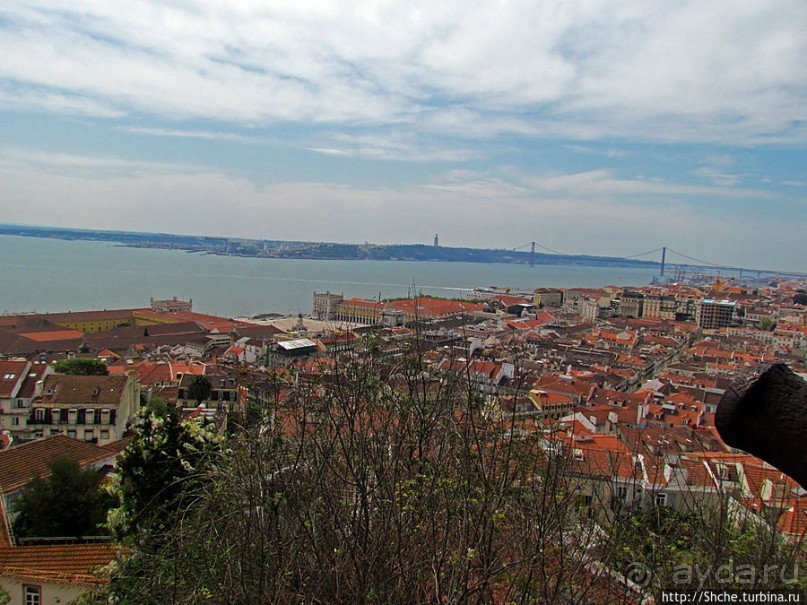 Еще взгляд на Лиссабон сверху, теперь с крепости Сан Жоржи