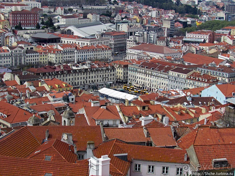 Еще взгляд на Лиссабон сверху, теперь с крепости Сан Жоржи