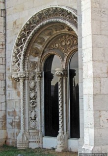 Альбом отзыва "Застывшая поэзия в камне"