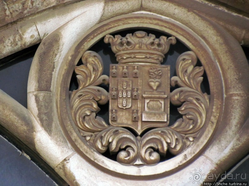 Застывшая поэзия в камне