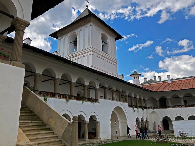 Стильный монастырь конца 17 века в Хорезу 