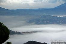 Сан Марино — каменный плот в молочной реке