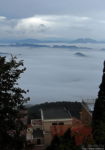 Сан Марино — каменный плот в молочной реке