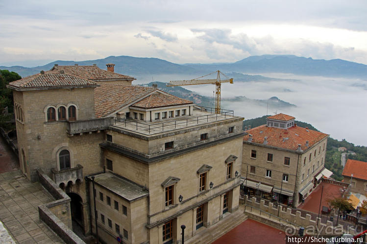 Сан Марино — каменный плот в молочной реке