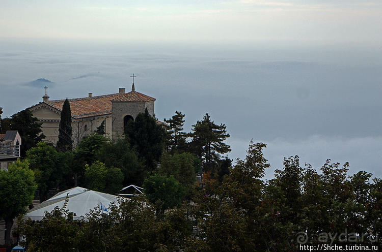 Сан Марино — каменный плот в молочной реке
