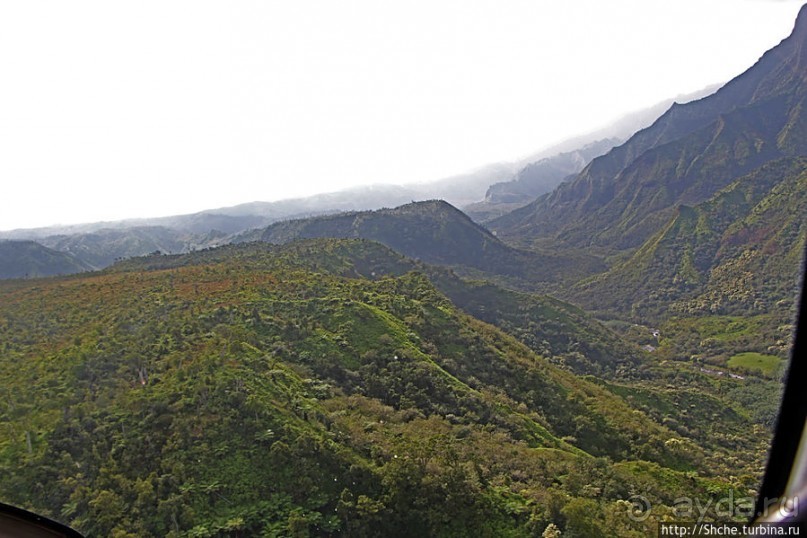 Над Кауаи на вертолете. Этап 1. Горы и водопады