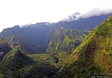 Над Кауаи на вертолете. Этап 1. Горы и водопады
