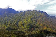 Над Кауаи на вертолете. Этап 1. Горы и водопады