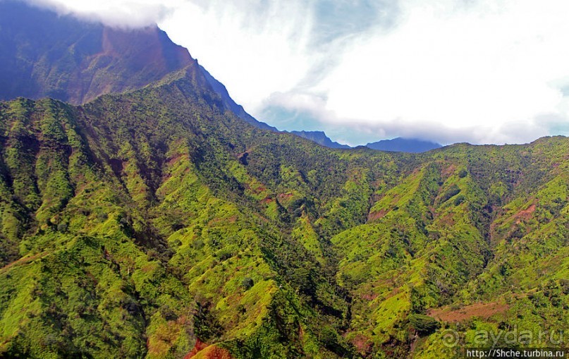 Над Кауаи на вертолете. Этап 1. Горы и водопады