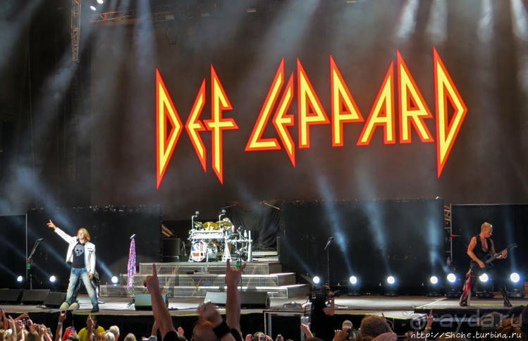 Кобра, Леопарды и ... Поцелуй