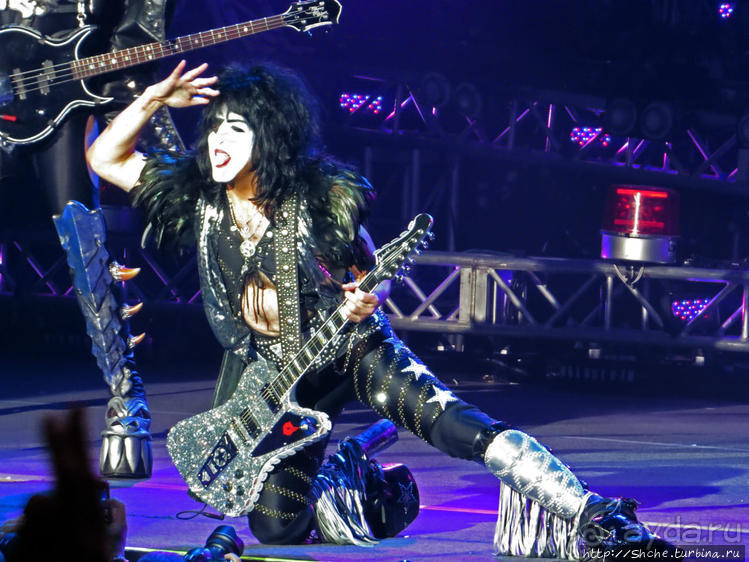 Кобра, Леопарды и ... Поцелуй