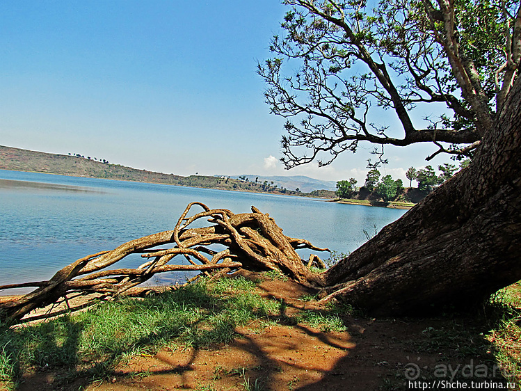 Озеро Andraikiba у Антсирабе, овеяное печальными легендами