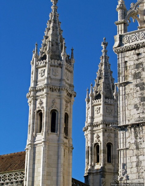 Монастырь иеронимитов — шикарный внешне, грандиозный внутри