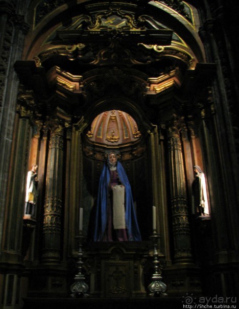 Монастырь иеронимитов — шикарный внешне, грандиозный внутри