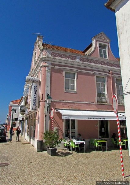 Исторический центр Мафры — почти средневековье в начале 21в