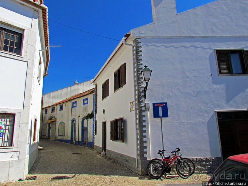 Исторический центр Мафры — почти средневековье в начале 21в