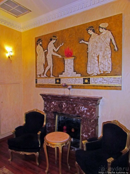 Афинский отель с приятным интерьером