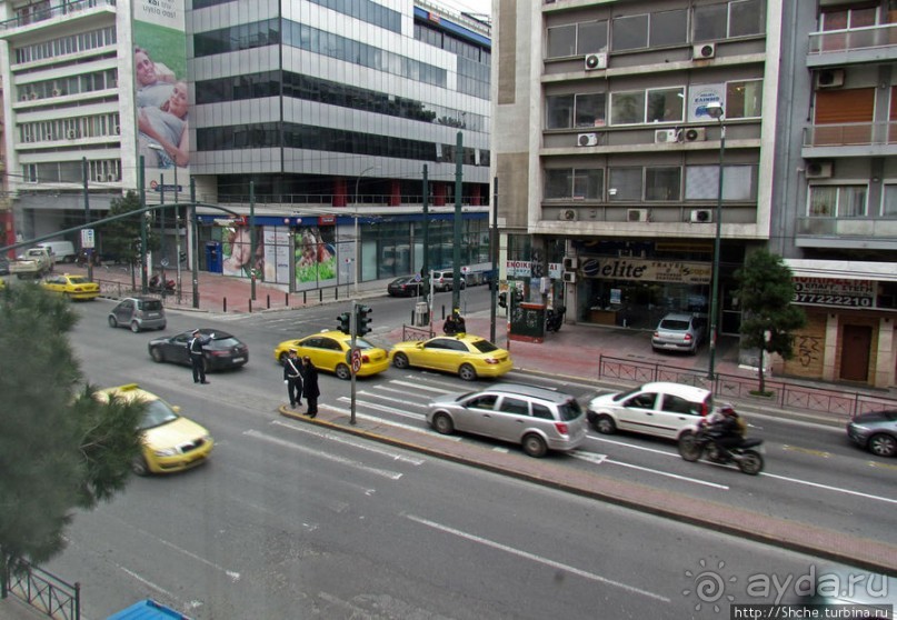 Афинский отель с приятным интерьером