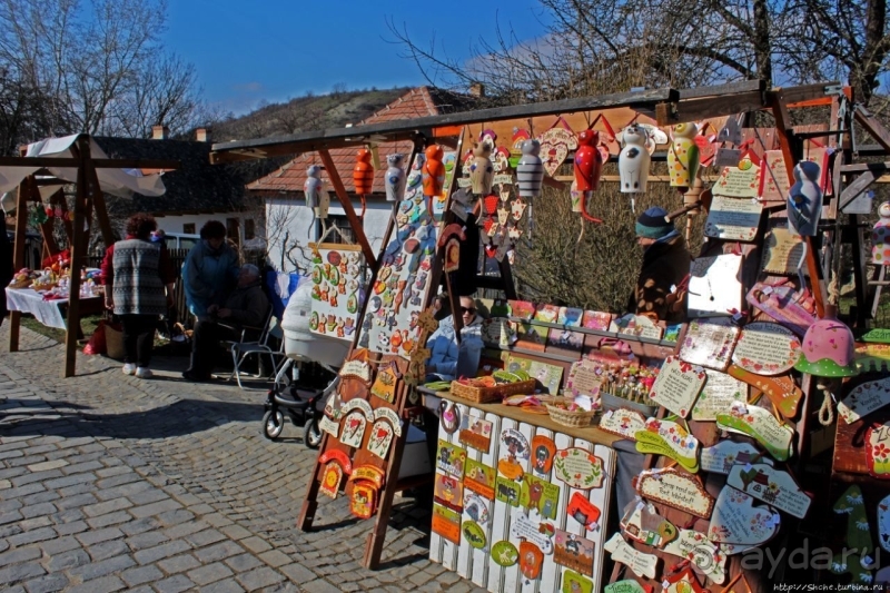 Фестиваль в историческом селе Холлокё (объект Юнеско № 401)