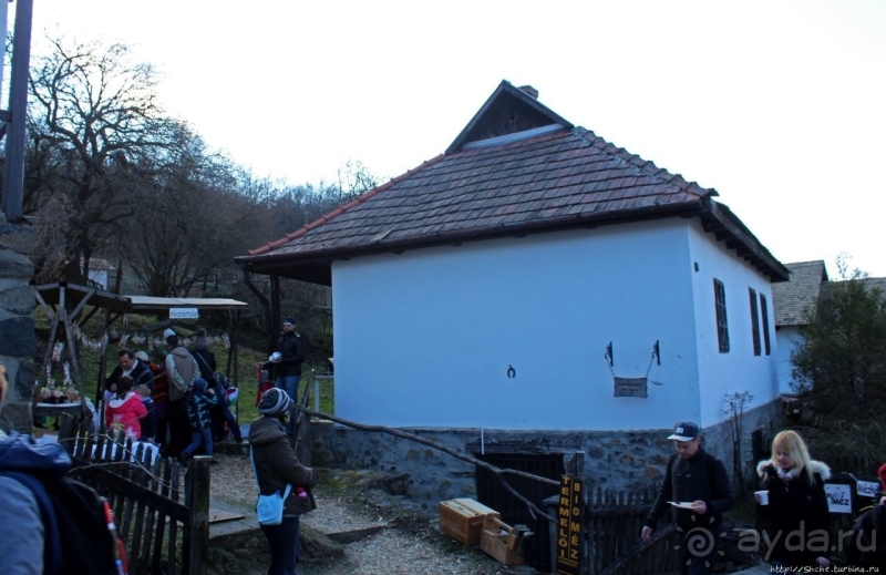 Фестиваль в историческом селе Холлокё (объект Юнеско № 401)