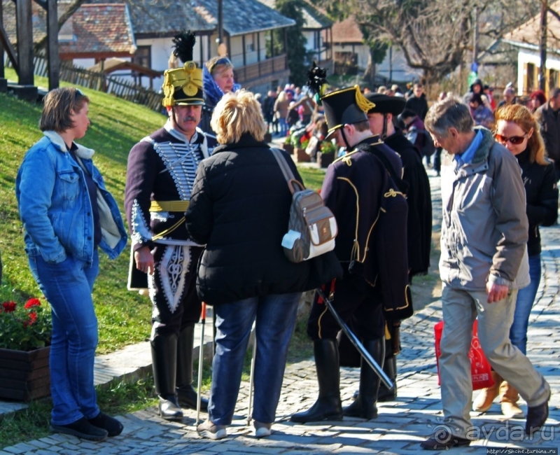 Фестиваль в историческом селе Холлокё (объект Юнеско № 401)