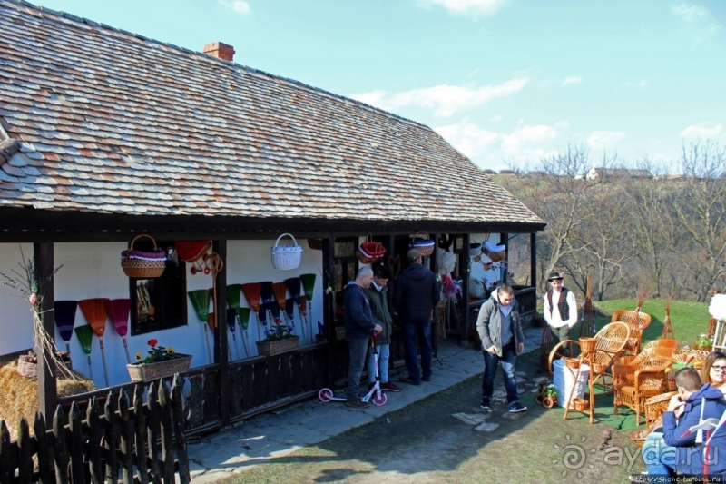 Фестиваль в историческом селе Холлокё (объект Юнеско № 401)