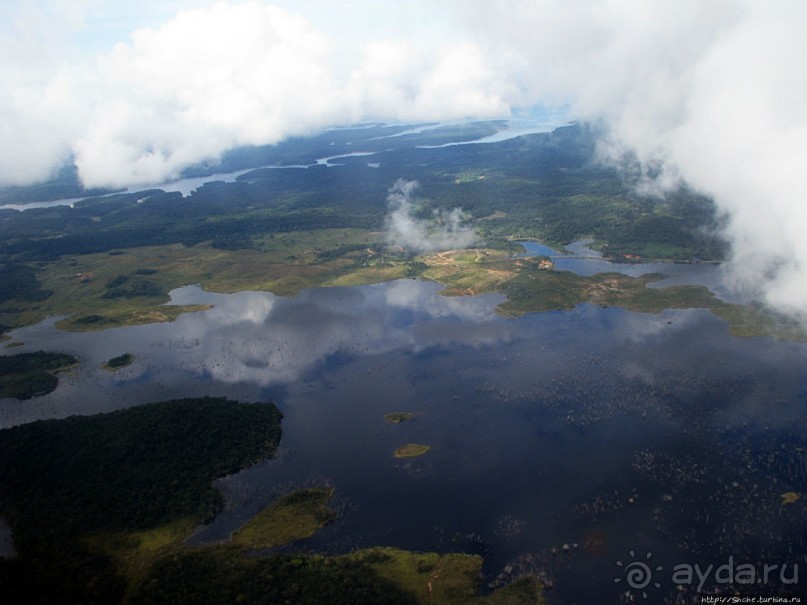 Под крылом самолета... Дельта реки Ориноко