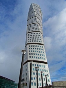 Небоскреб "Turning Torso" - 190-метровая "визитка" Мальме